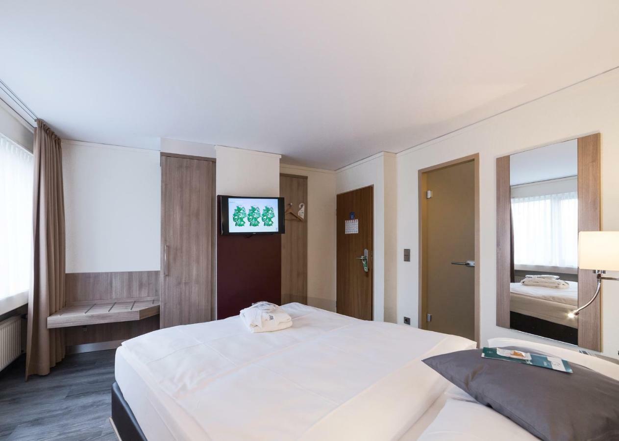 Hotel Gustav-Stresemann-Institut 본 외부 사진