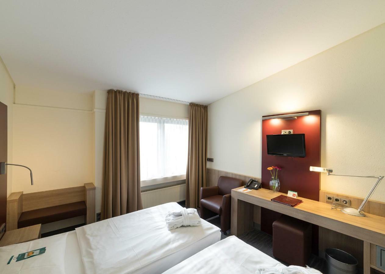 Hotel Gustav-Stresemann-Institut 본 외부 사진