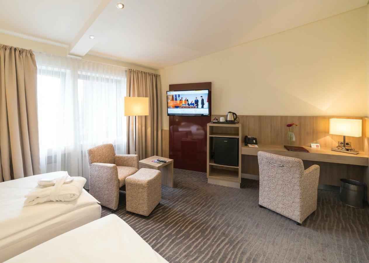 Hotel Gustav-Stresemann-Institut 본 외부 사진