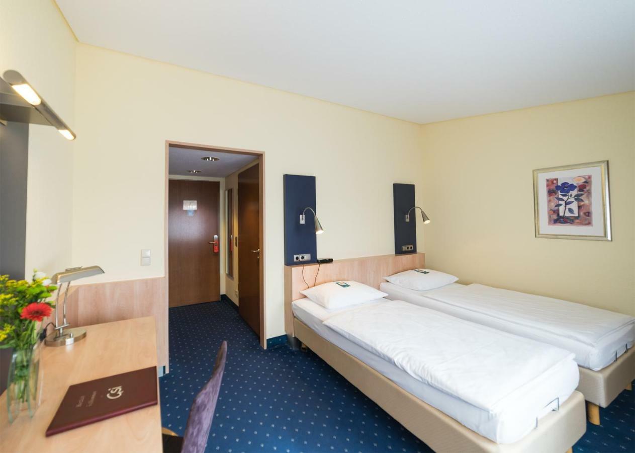 Hotel Gustav-Stresemann-Institut 본 외부 사진