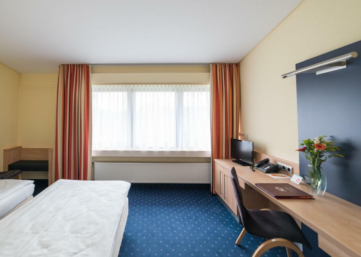 Hotel Gustav-Stresemann-Institut 본 외부 사진